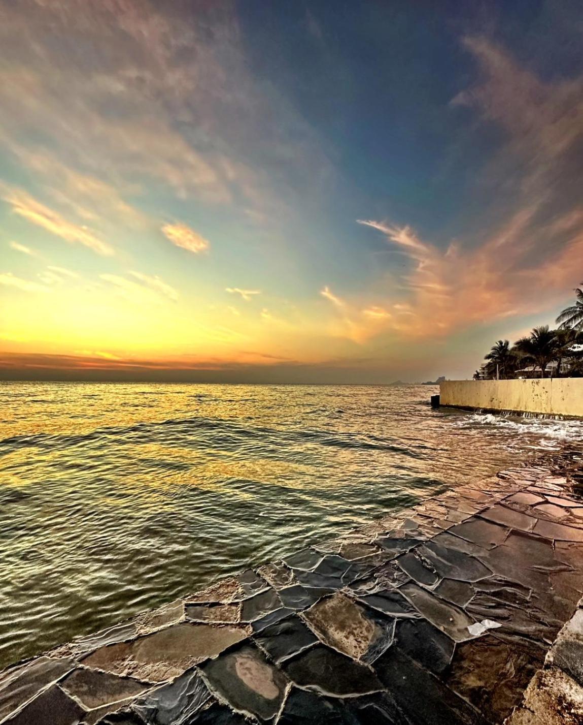 Prathana Garden Beach Resort Хуа Хин Экстерьер фото